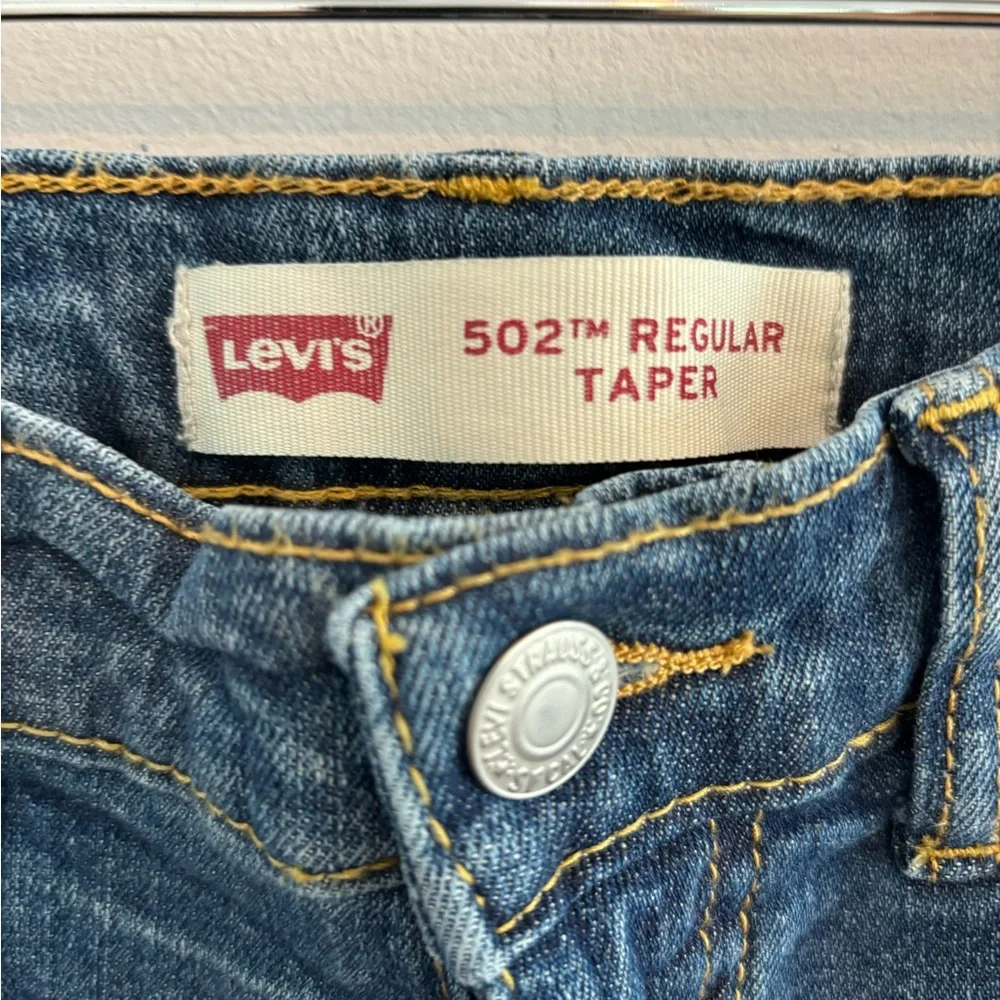 Levi’s 502 Regular Taper Medium Wash Boy’s Size 14 Jeans
